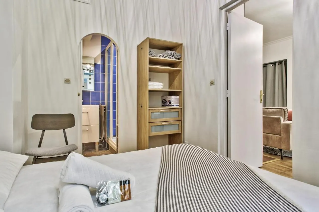 Apartament Beautiful Flat Just Nearby Madeleine In Paris - Welkeys